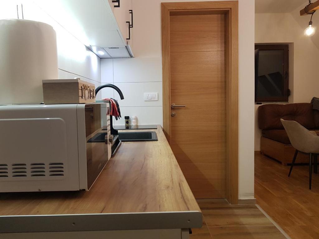 Wood Apartmani - Vila Zimska Idila 자호리나 외부 사진