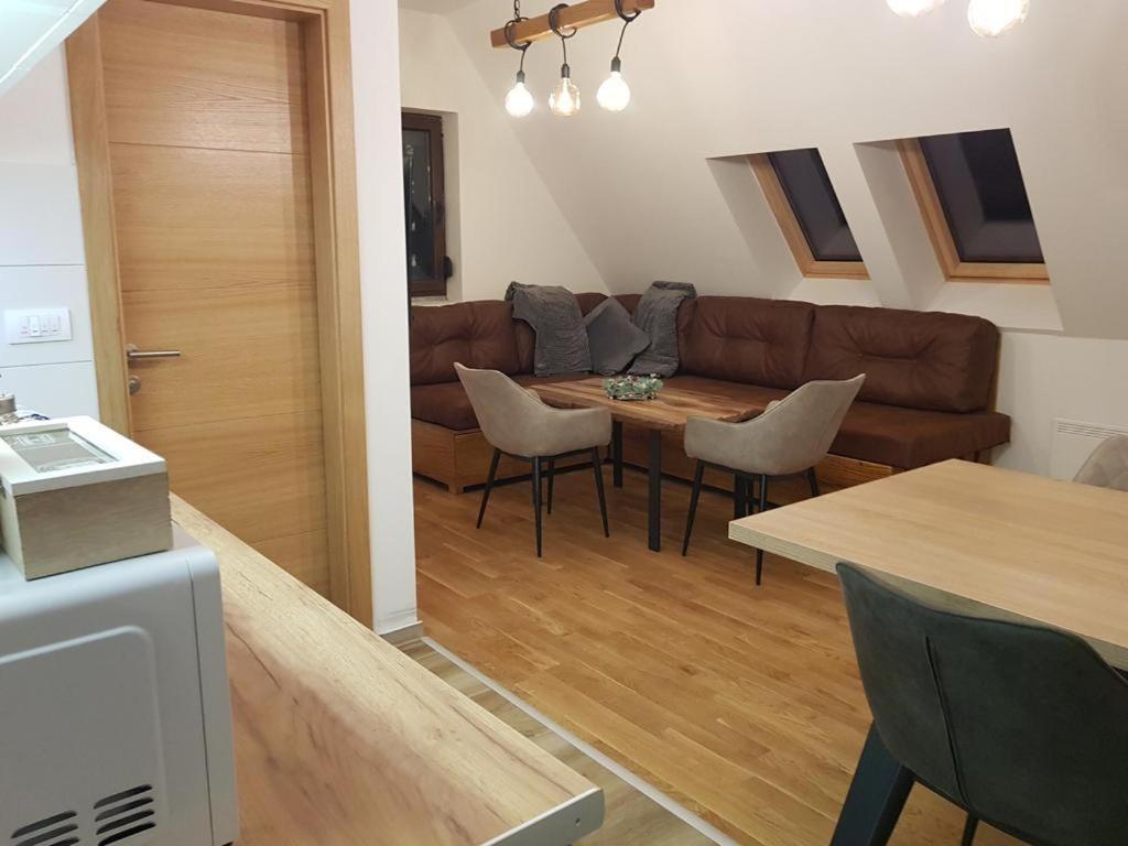 Wood Apartmani - Vila Zimska Idila 자호리나 외부 사진
